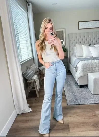 The Khole - Butt Lifting Flare Jeans